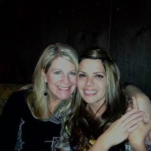 Meet your Posher, Dana